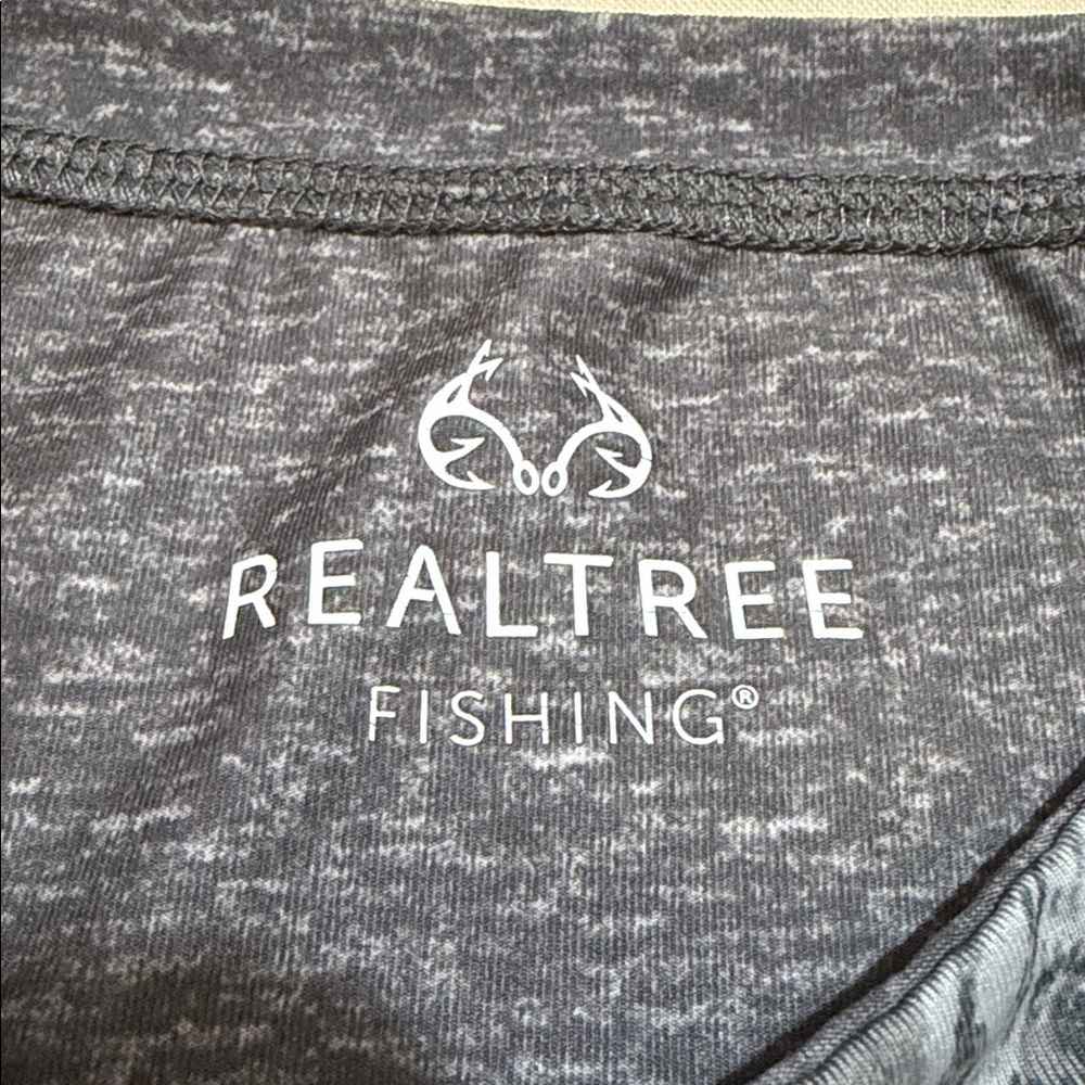 Realtree Gray Men’s Camo Long Sleeve Quick Dry Shirt, Size Medium. - Picture 5 of 11